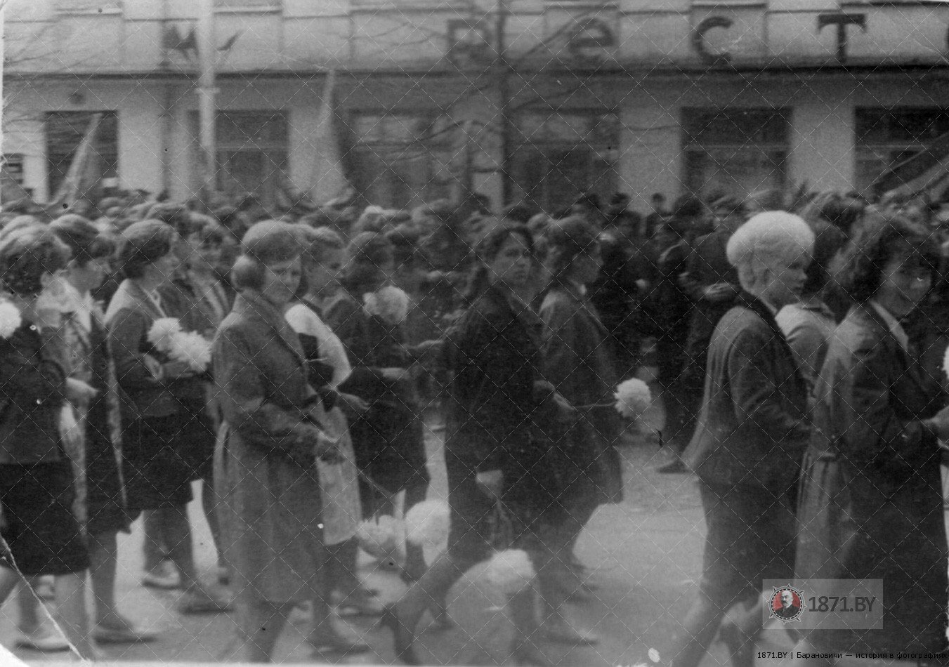 Парад 7 ноября 1969, Барановичи