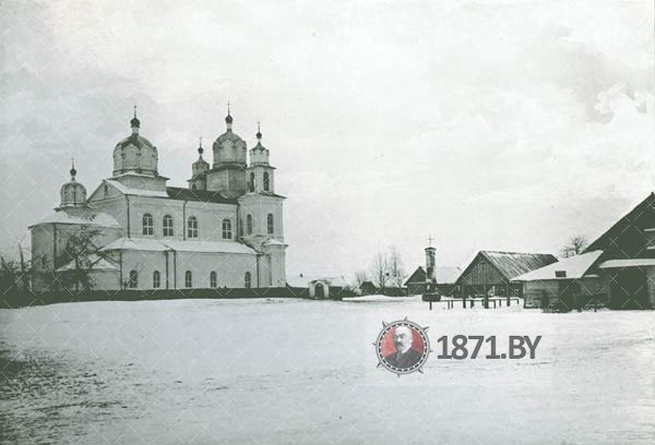Свято-Успенская церковь и торговая площадь в деревне Столовичи