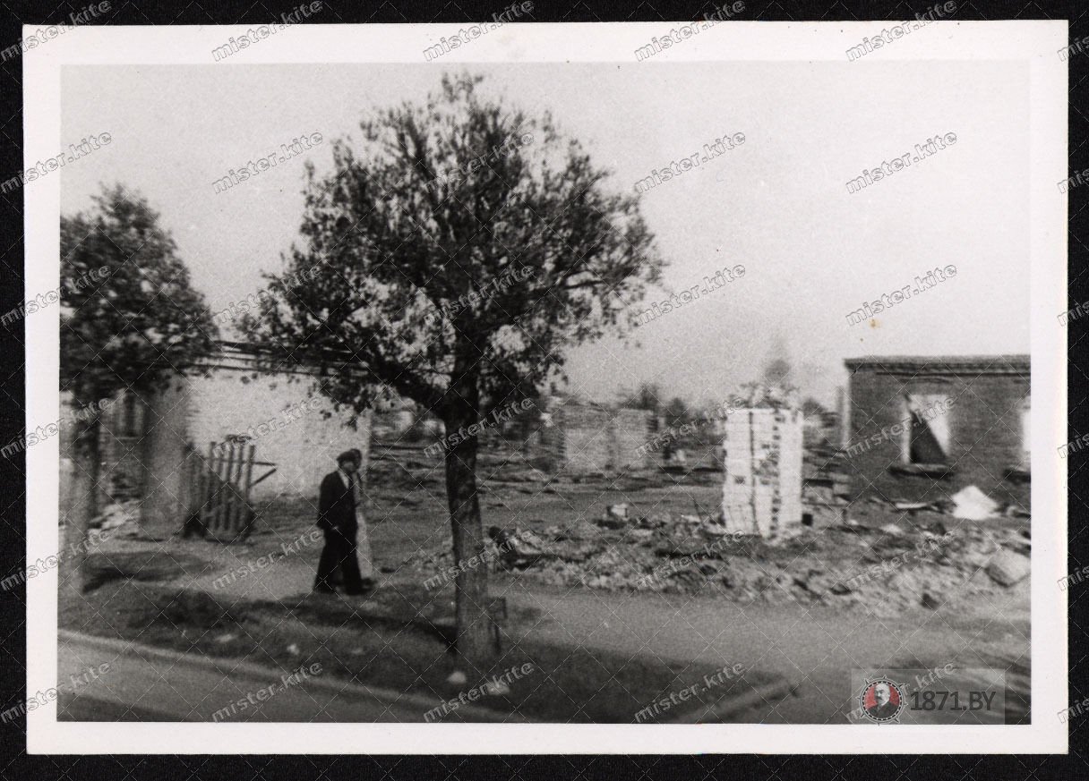 Baranawitschy-Weißrussland-1941-Ruinen-Front-27