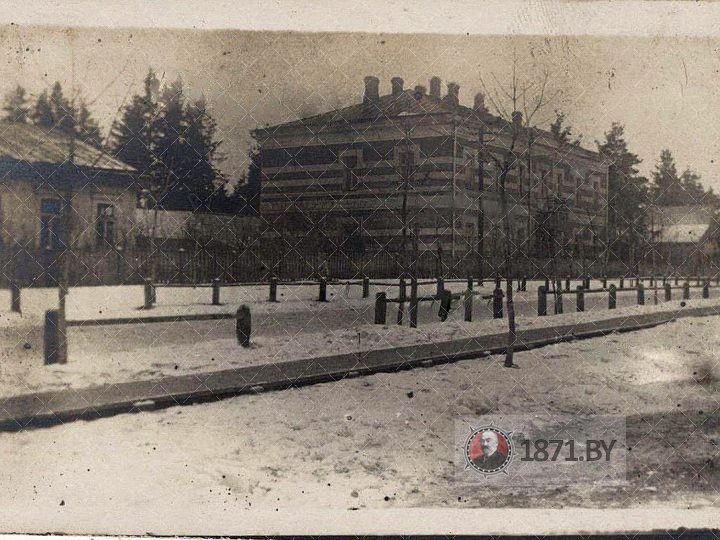 Улица Почтовая, гостиница «Славянская» 1917 / Вул. Паштовая, гатэль «Славянскі»